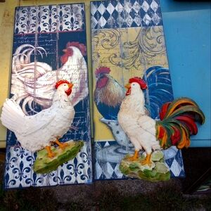 Home Accents 2-wooden Slat Plaques With 2 mini Roosters